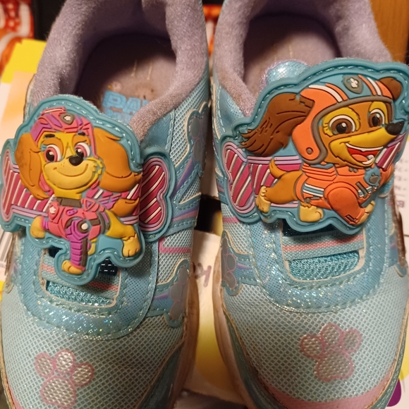Paw patrol toddler girl size 11 - Picture 3 of 3